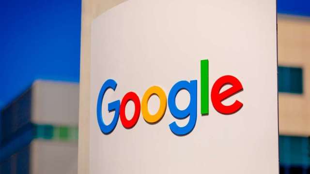 AI泡沫焦慮蔓延至債市!投資人急賣谷歌、Meta債 利差飆半年新高。(圖:shutterstock)