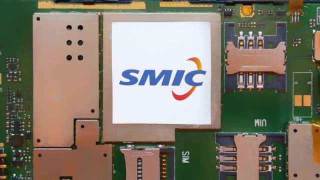 中芯國際警告：記憶體大缺貨 衝擊明年汽車與手機生產。(圖:shutterstock)