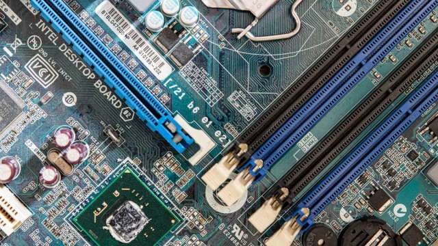 記憶體要涼了?鎧俠業績爆雷後 「這家」財報成生死決判。(圖:shutterstock)