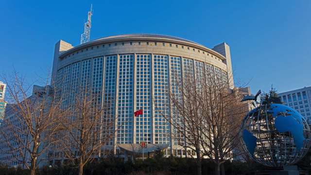 北京深夜召見日本駐陸大使抗議日相涉台言論 牛彈琴：中國的憤怒在升級（圖：Shutterstock）