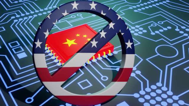 科技戰再升級?眾院通過限制與陸科研合作法案 美學界憂:「技術鐵幕」提前落下(圖:Shutterstock)