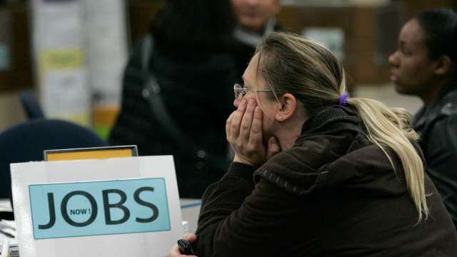 美國就業市場陷大凍結，企業寧可投資AI也不招人。(圖:Reuters/TPG)