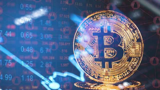 幣圈賣壓席捲 比特幣蒸發6000億美元後重挫  (圖：shutterstock)