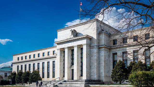 鮑爾協調難度加深！Fed傳聲筒：不論降息與否 下月會議上都可能有至少3人反對（圖：Shutterstock）