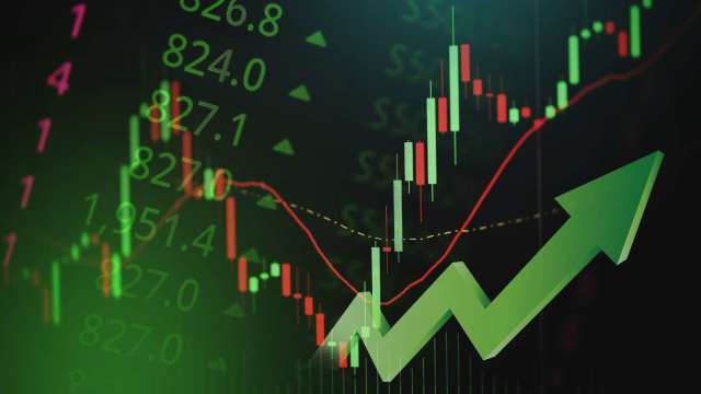 美股年末行情受挫：科技股失速 資金輪動至防禦性板塊(圖:shutterstock)