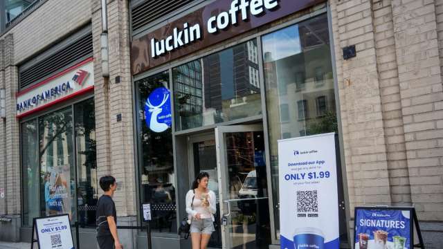 Q3營收暴增50%！全球最快IPO瑞幸海外擴張全面加速 日均33家店 要重回美股？（圖：Shutterstock）