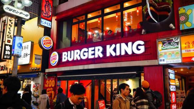 高盛要斜槓賣速食！將砸700億日元收購日本漢堡王。(圖:shutterstock)