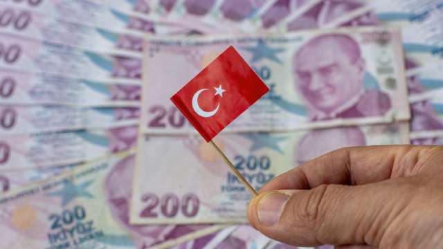 日本散戶狂炒土耳其里拉 高達30%收益背後藏爆倉危機(圖:shutterstock)