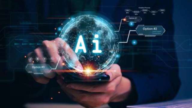 AI相關投資已成為美國經濟成長主動能,分析師警告若熱潮轉為泡沫可能引發衰退。(圖:Shutterstock)