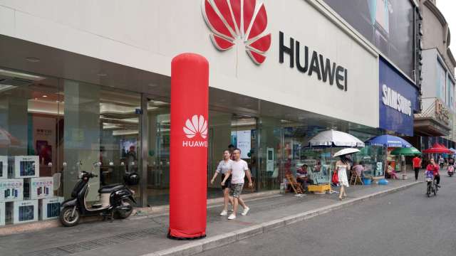 華為手機上新!部分搭載新款麒麟晶片。(圖:Shutterstock)