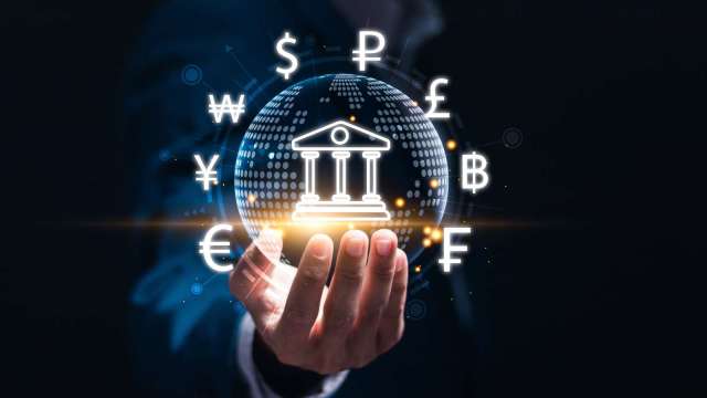 歐洲智庫OMFIF：全球多國央行對AI謹慎以對 「去美元化」進程舉步維艱（圖：Shutterstock）