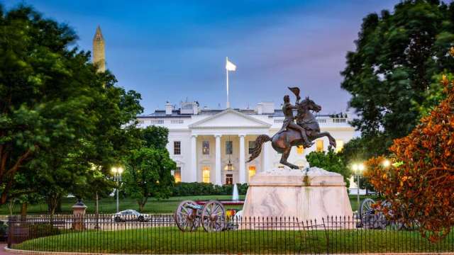 史上最貴停擺！美政府開門卻「鎖定」數兆美元新債 財政恐徹底失控。(圖:shutterstock)