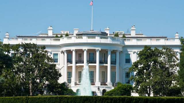 白宮附近驚傳槍響!華盛頓特區2國民兵遇襲身亡 美總統川普:嚴懲兇手(圖:Shutterstock)