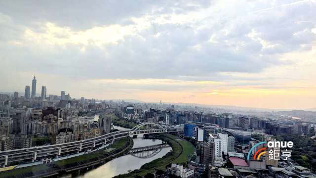 cover image of news article