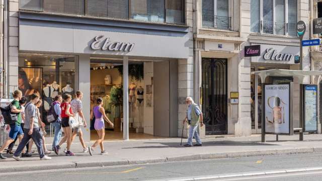 cover image of news article