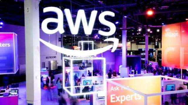 亞馬遜Trainium3晶片讓AI訓練成本降50%!Trainium4將支援輝達NVLink Fusion。(圖:REUTERS/TPG)