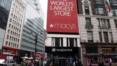 梅西百貨上調全年財測 但擔心窮人不消費、本季獲利展望保守 | 鉅亨網 - 美股雷達