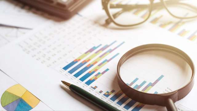 風睿能源與台智電簽署企業購售電合約，支援企業達成綠電採購目標。(圖：shutterstock)