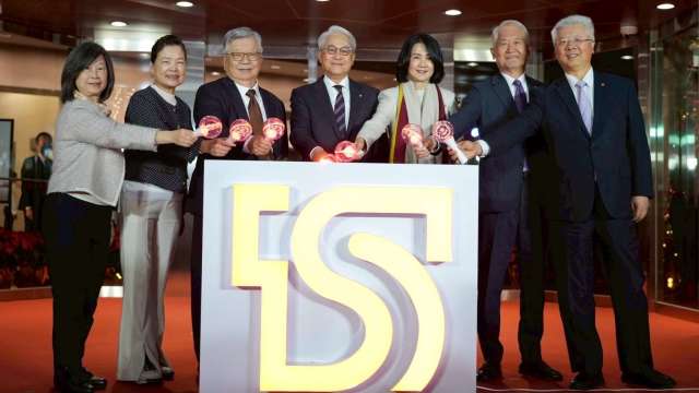 圖說: 台新新光金控合併後第一次舉行聖誕點燈活動
