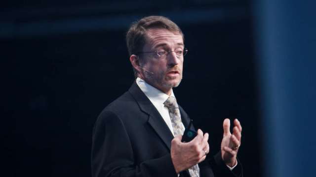 英特爾前CEO與美政府聯手拯救半導體「摩爾定律」。(圖：Shutterstock)