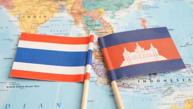 泰柬邊境再爆衝突 雙方互控先開火 泰國啟動大撤離。(圖:shutterstock)