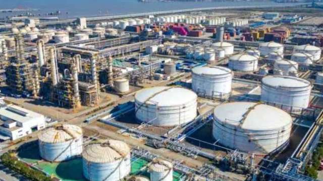 cover image of news article