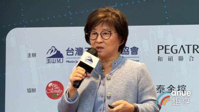 緯穎洪麗寗談穩定幣仍有三大挑戰 抱持謹慎態度但願意嘗試。(鉅亨網記者劉玟妤攝)