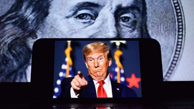 川普:華許是心中Fed主席首選 考慮在他和哈塞特之間擇一 (圖:Shutterstock)