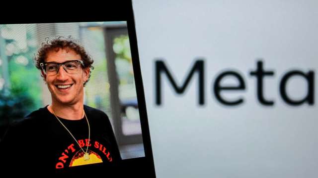 Meta祖克柏妥協「元宇宙夢」!Reality Labs裁員並轉向AI智慧眼鏡。(圖:Shutterstock)