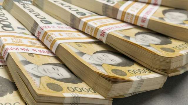 cover image of news article