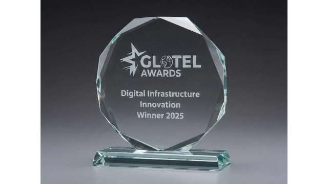 中華電信攜NTT榮獲Glotel Awards「數位基礎建設創新」大獎,IOWN全光網路引領次世代通訊,創新技術獲國際肯定。(圖:中華電信提供)