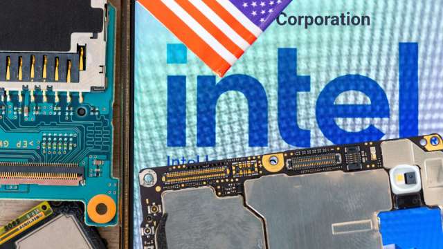 搞定大股東、摸清政策風向 英特爾聘川普前顧問 (圖:Shutterstock)