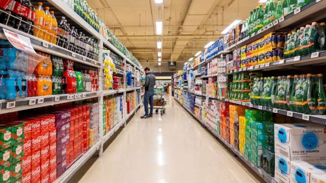 汽車賣不動拖累消費!美10月零售銷售意外停滯(圖:REUTERS/TPG)