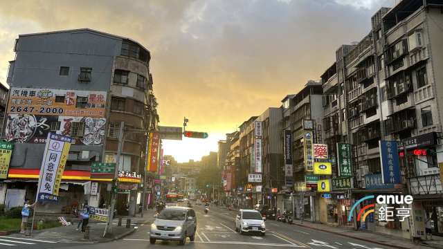 台灣央行第七波信用管制滿一年，雙北公寓房價跌回2021年水準。(鉅亨網記者張欽發攝)