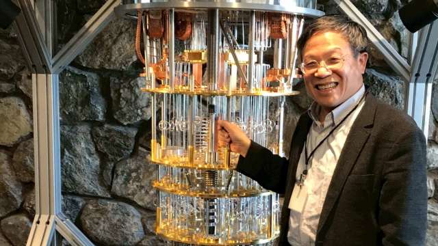 鴻海董事、研究院諮詢委員張慶瑞。(圖：鴻海提供)