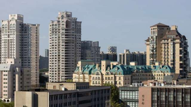 唱衰樓市零容忍！北京重拳清網 約談抖音、小紅書等平台。(圖:shutterstock)