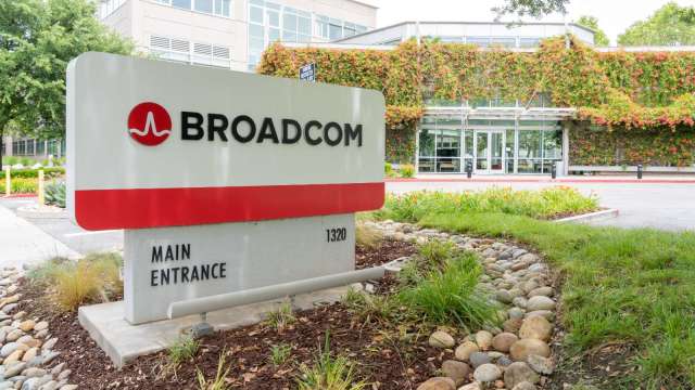 博通股價周三重挫4.48%(圖:Shutterstock)