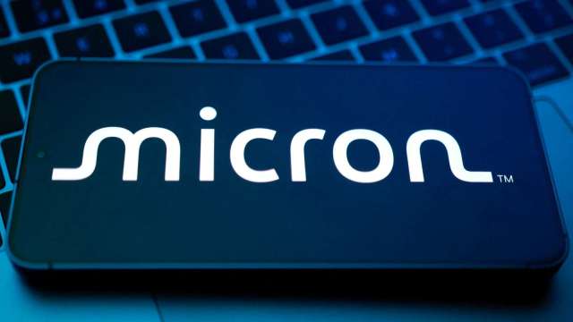 AI拉貨不退燒!美光財測驚豔 盤前股價大漲逾11%(圖:REUTERS/TPG)