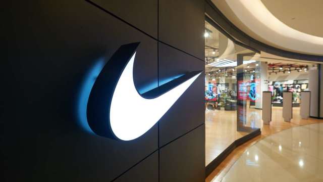 〈財報〉Nike遭關稅打擊獲利減三成 大中華銷售慘摔 盤後下挫10% (圖:Shutterstock)