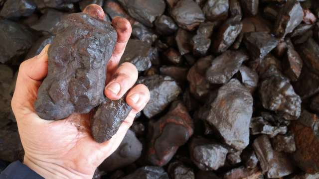 「錳」漲13天！中國電解錳價格12月迄今飆逾15% 創2022年5月來新高（圖：Shutterstock）