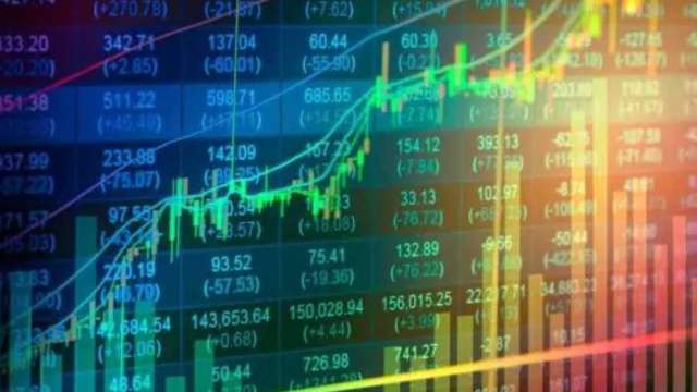 台股周跌500點終結周K連3紅，分析師:集團作帳、AI走勢仍強下周大盤有望止跌回升。(圖：shutterstock)