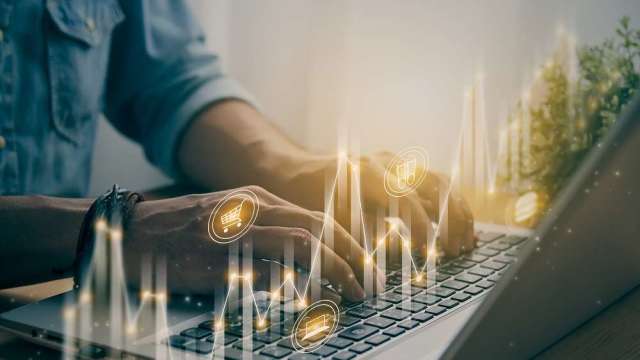 緯創、鴻海非首選! AI賺錢遊戲規則徹底改變!這檔「隱形冠軍」才是主力偷偷押寶的真贏家!(圖:shutterstock)