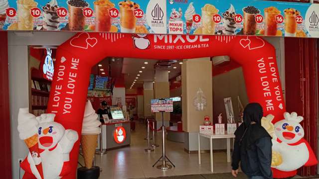 cover image of news article