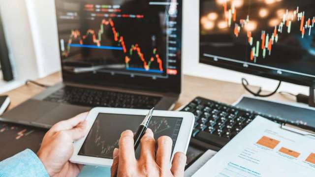 美「創世紀計劃」上路！法人：受惠板塊不只AI 電力金融後勁強。（圖：shutterstock）