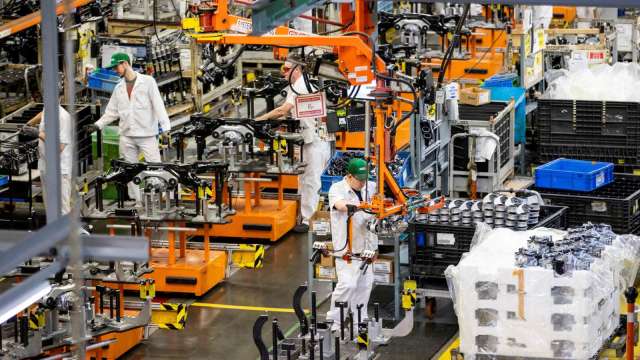 美國11月工業生產回溫了 製造業卻還在原地踏步(圖：REUTERS/TPG)