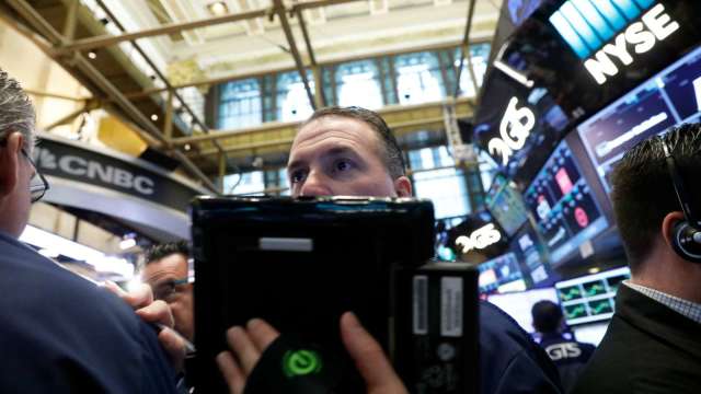 10年期美債殖利率小幅下滑 (圖:REUTERS/TPG)