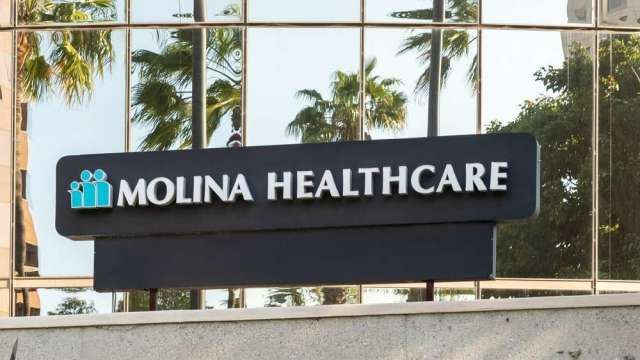 貝瑞一個讚點火！MOH強彈逾4% 直指「比巴菲特當年買GEICO更划算」。(圖:shutterstock)