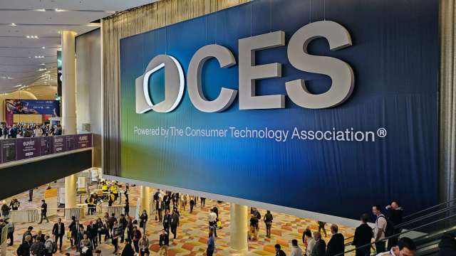 CES 2026確立AI規模化 PC品牌華碩、技嘉搶攻邊緣運算商機。(圖：shutterstock)