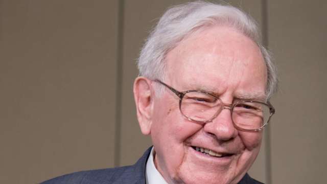 不買貴、只囤錢！巴菲特退休前最後一年賣股多於買股 現金水位升至歷史新高 (圖:Shutterstock)