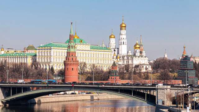 俄羅斯要求美國停止追捕「逃亡」油輪。（圖：Shutterstock）